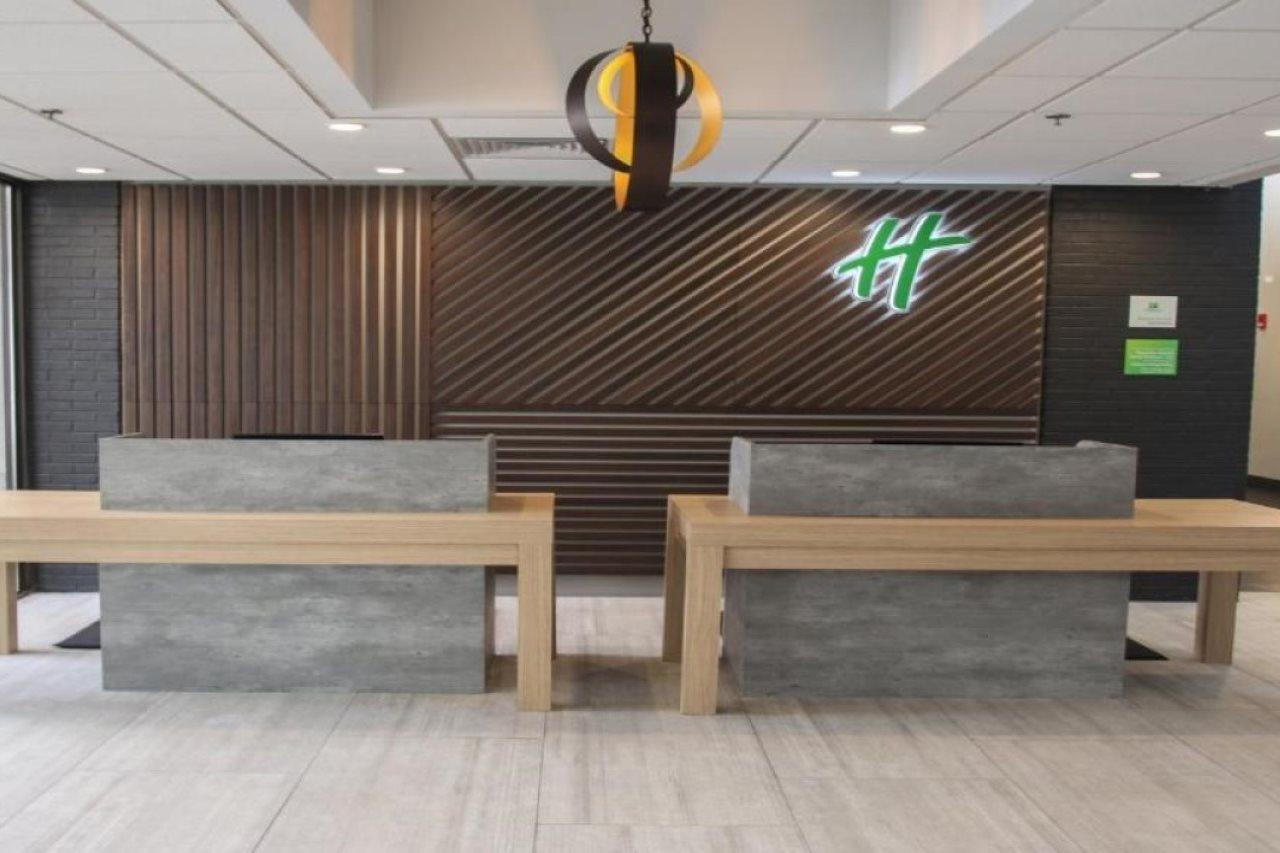 Holiday Inn Roanoke Airport - Conference Ctr By Ihg Bagian luar foto