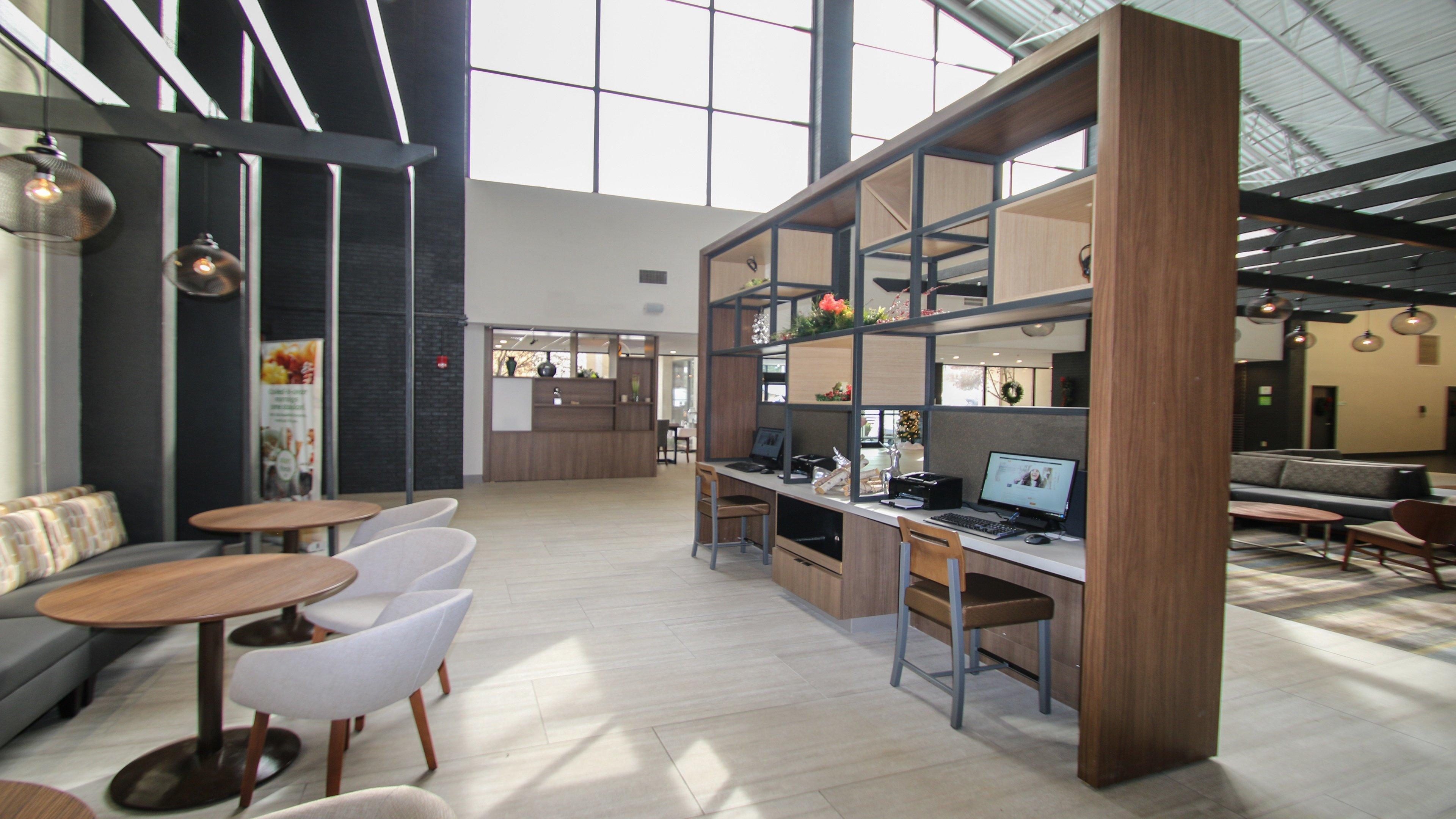 Holiday Inn Roanoke Airport - Conference Ctr By Ihg Bagian luar foto