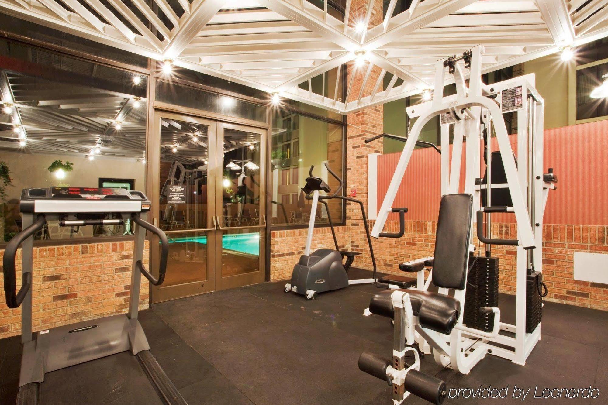 Holiday Inn Roanoke Airport - Conference Ctr By Ihg Bagian luar foto